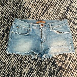 Joes Jeans denim short shorts frayed hem 28
